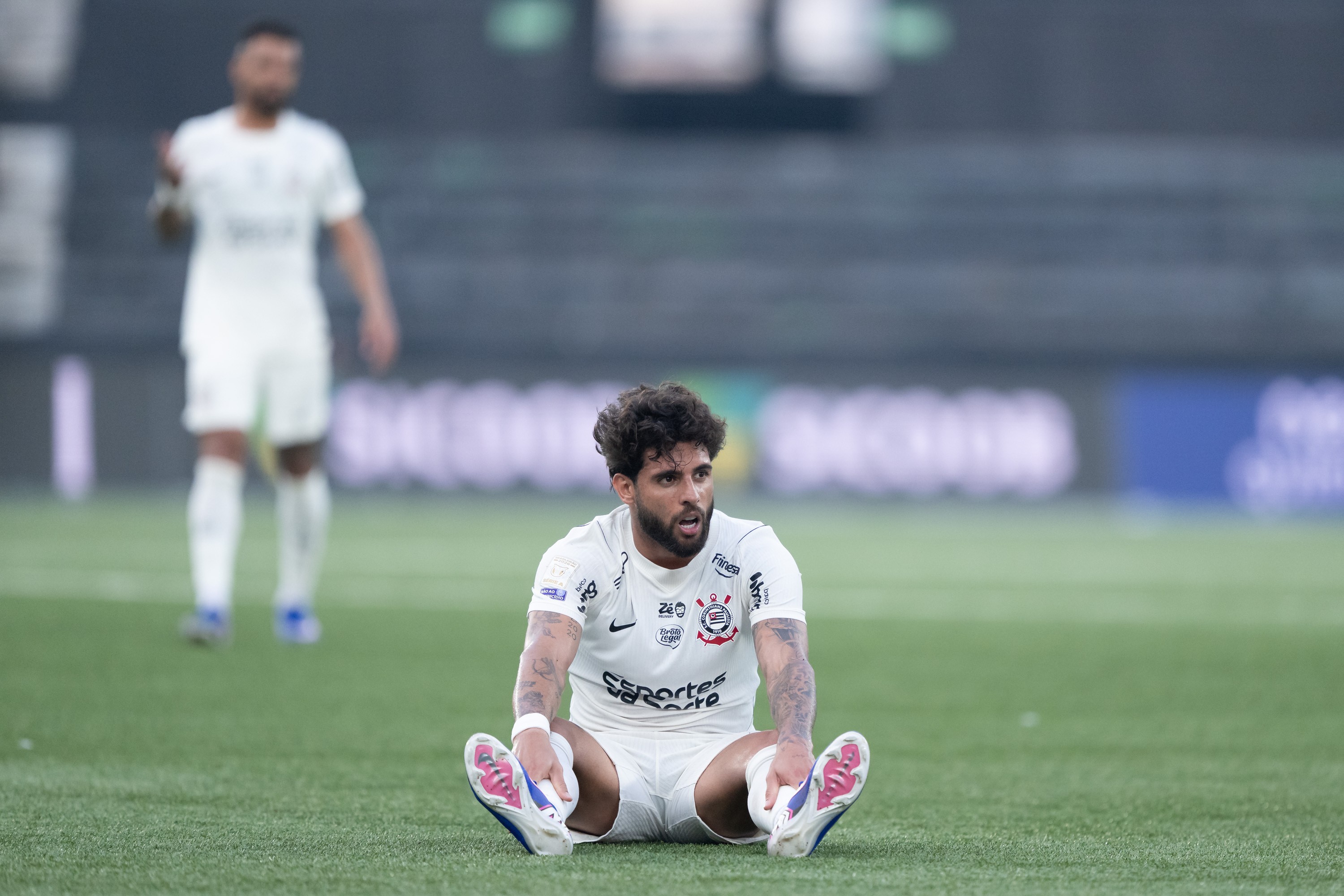Corinthians em Crise: Derrota Aprofunda Rebaixamento no Brasileirão