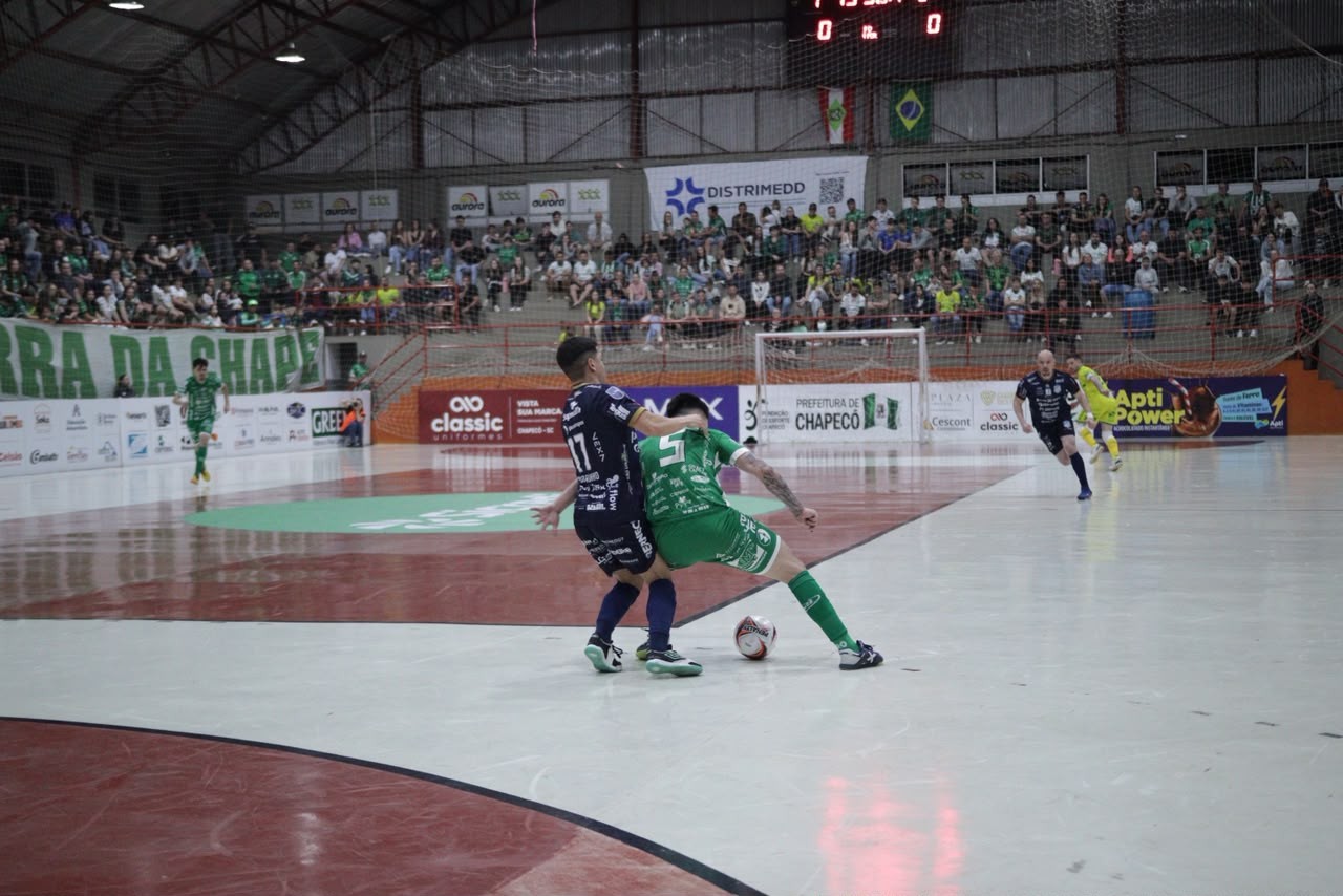 São Lourenço sai na frente da Chapecoense nas quartas do Catarinense de Futsal