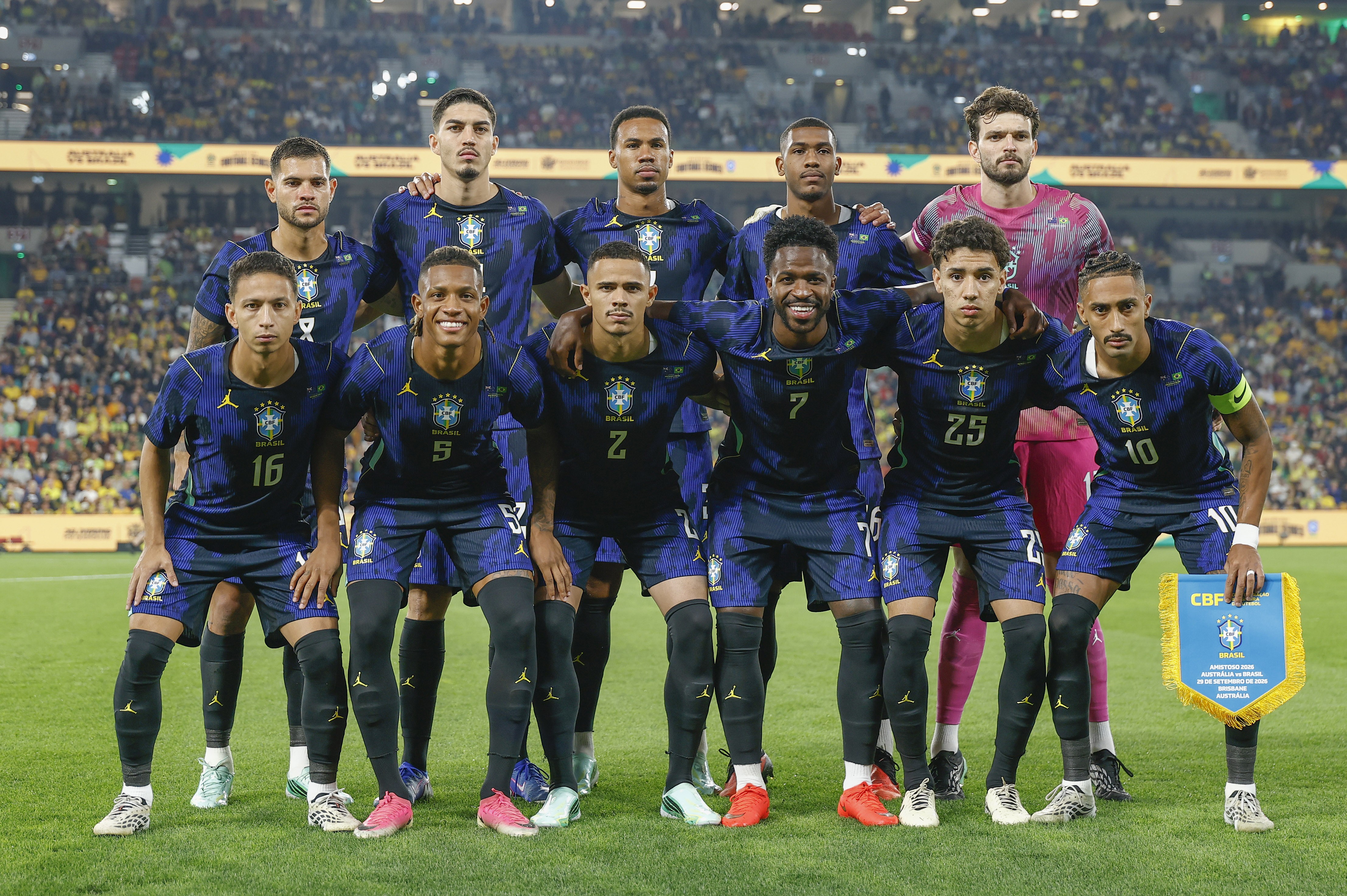 Atuações da Seleção: meias vão bem, Vini reage e Otávio é destaque negativo; dê suas notas