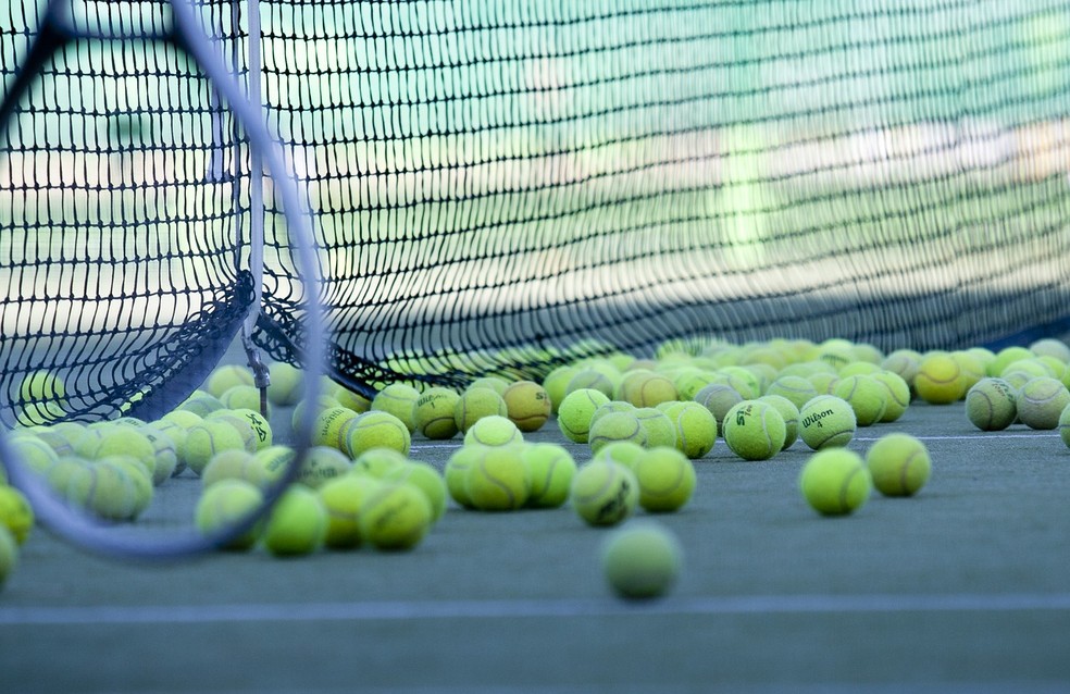Jogar Tênis Emagrece? Quais os Benefícios deste esporte? - Gazeta da Semana