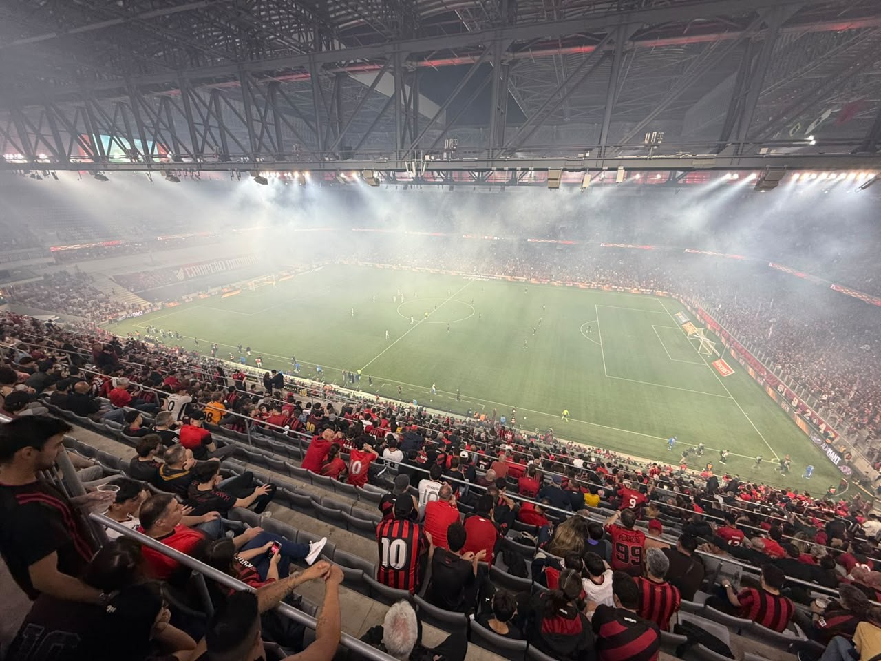 Athletico x Atlético-MG ganha clima de "jogo de seis pontos" no Brasileirão; assista