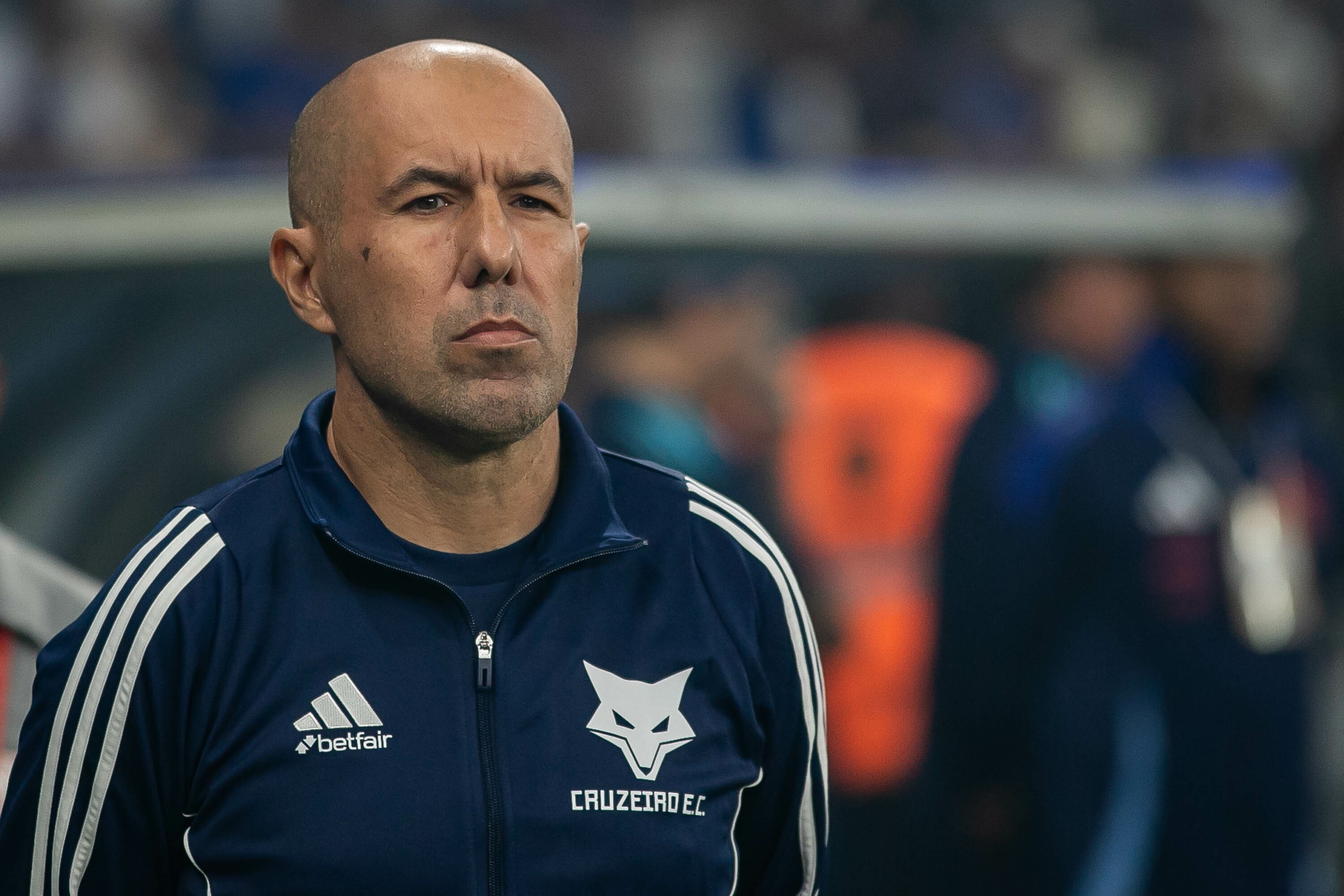 ERVA DANINHA? Jardim foge de pergunta sobre Dudu e valoriza elenco