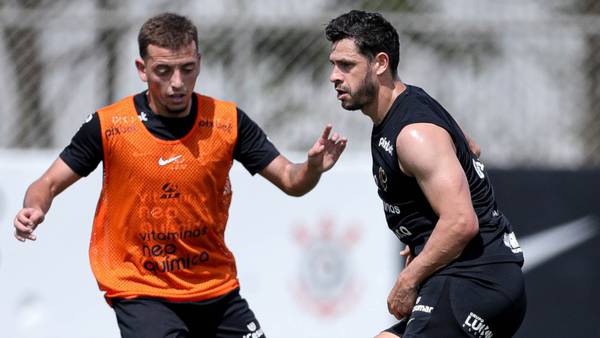 Corinthians fecha a semana com treino cheio de jovens da base; elenco folga no domingo