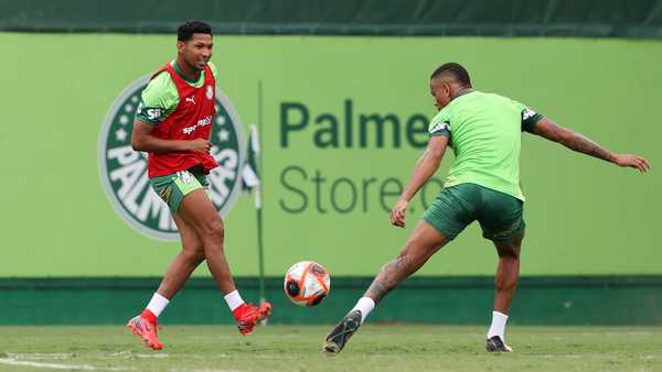 Palmeiras deixa atacante Rony de fora em clássico decisivo, impasse persiste.