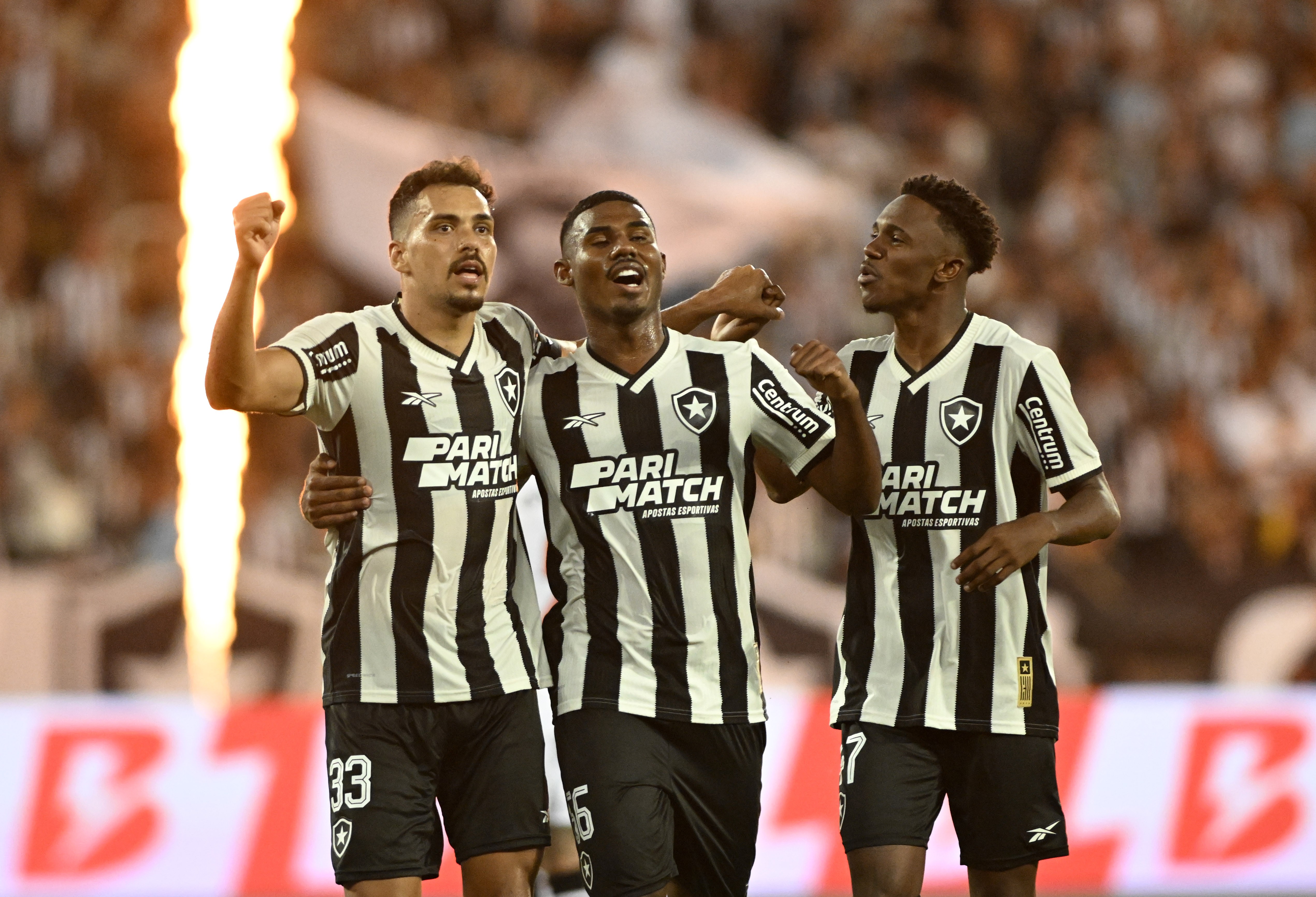 Golaço do Botafogo sobre o Vitória teve 16 toques e participação de ...