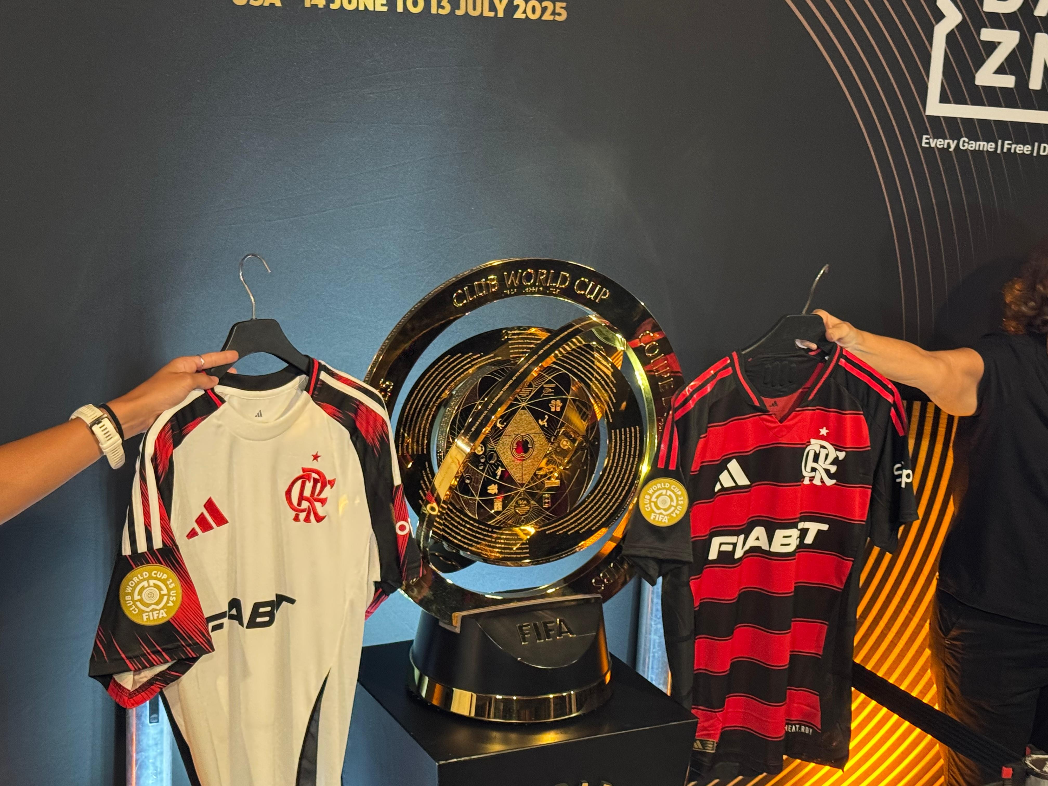 Conselho do Flamengo aprova criação de empresa nos Estados Unidos para evitar taxação.
