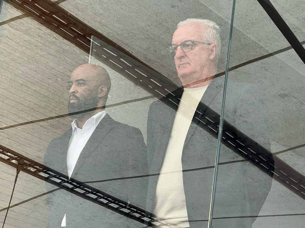 JÁ SENTIU O DRAMA! Goleada mostra que Dorival terá trabalho difícil e imediato