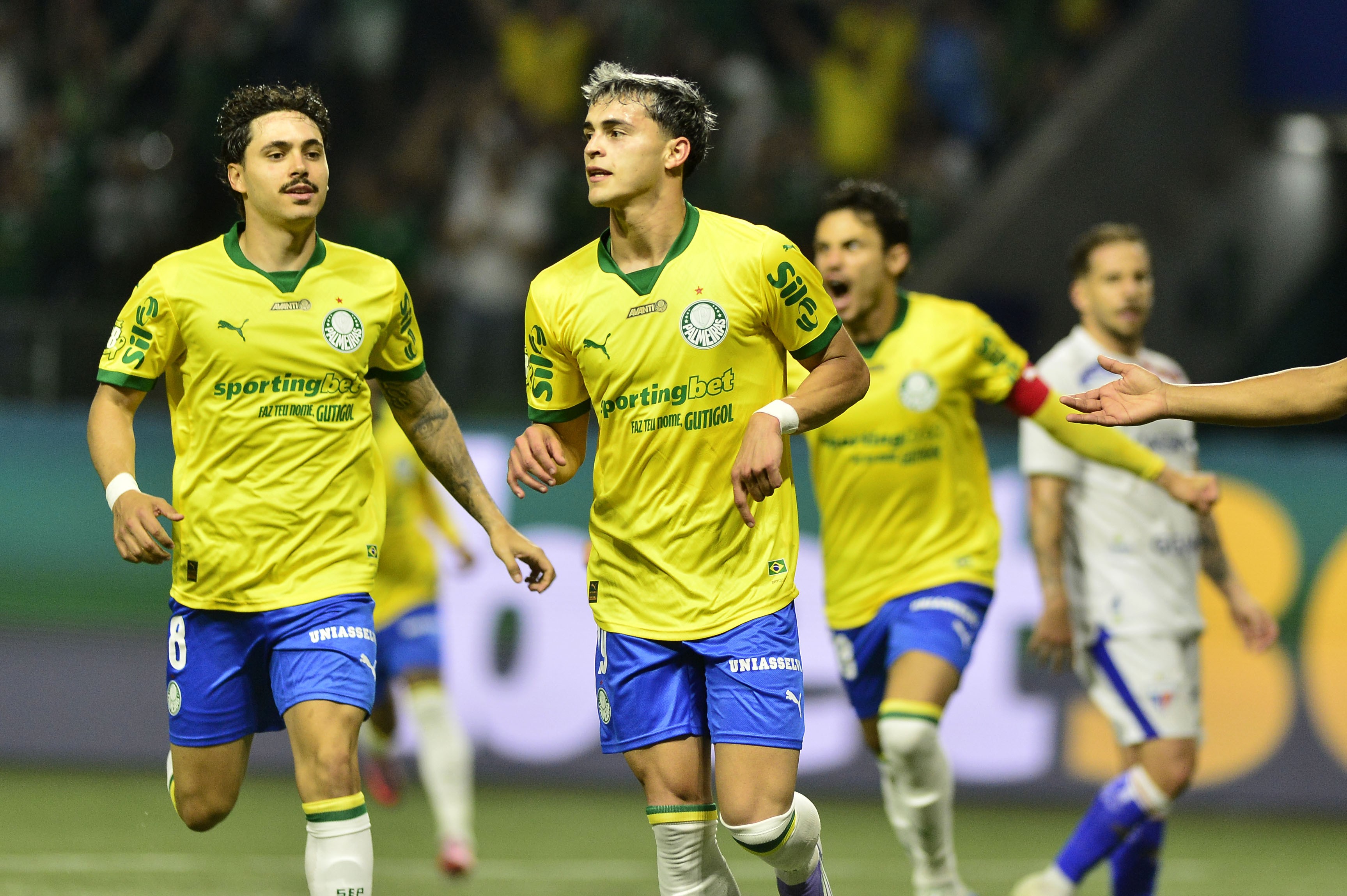 Palmeiras brilha com golaço de Sosa e desempenho notável de Andreas