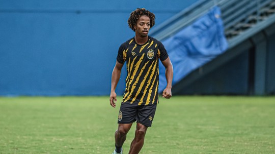 Apesar de duelo na Vila, Ênio diz: "Vai ser um jogo difícil, mas a gente vai buscar os três pontos"