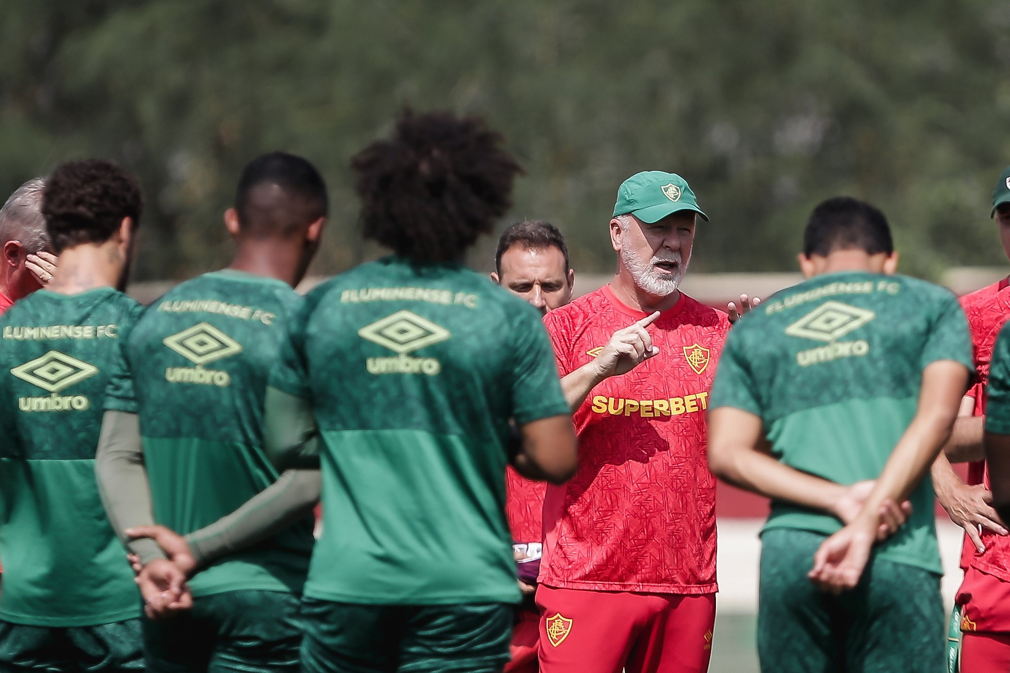 Fluminense inicia planejamento para vaga na semi da Libertadores e quebra de jejum no Brasileiro