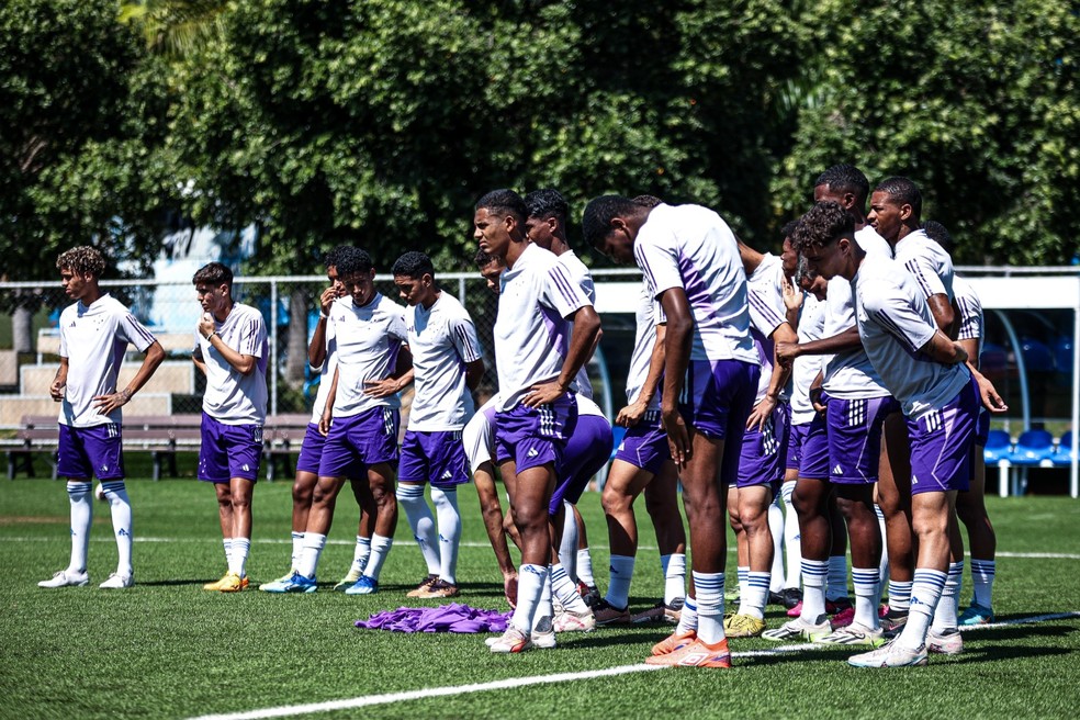 Elenco sub-20 do Cruzeiro para a Copinha — Foto: Divulgação/Cruzeiro