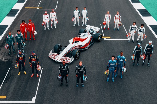 Norris diz que carros de 2022 da F1 são menos divertidos que os atuais, fórmula  1