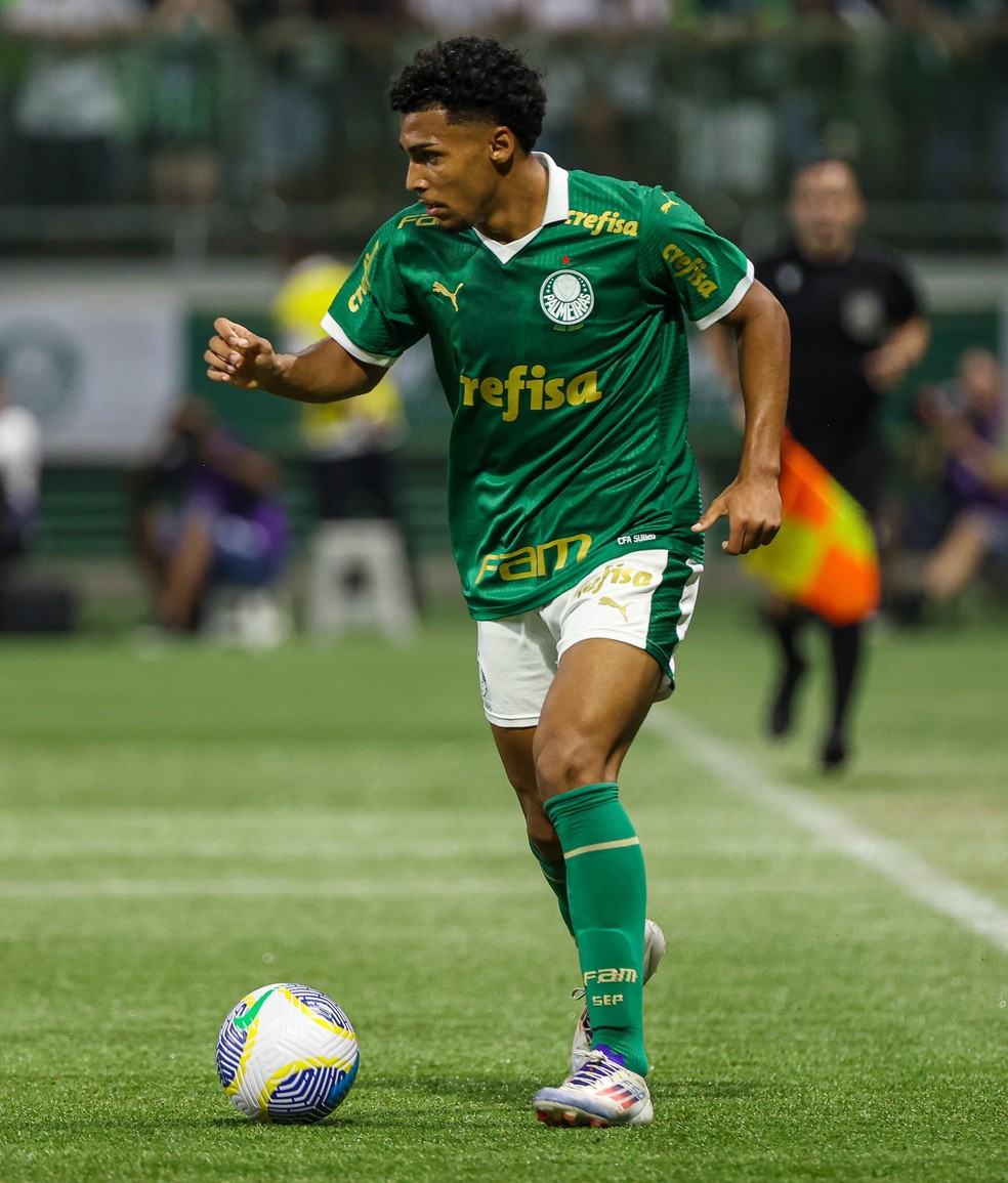 Luighi durante partida do Palmeiras sub-20 — Foto: Fabio Menotti