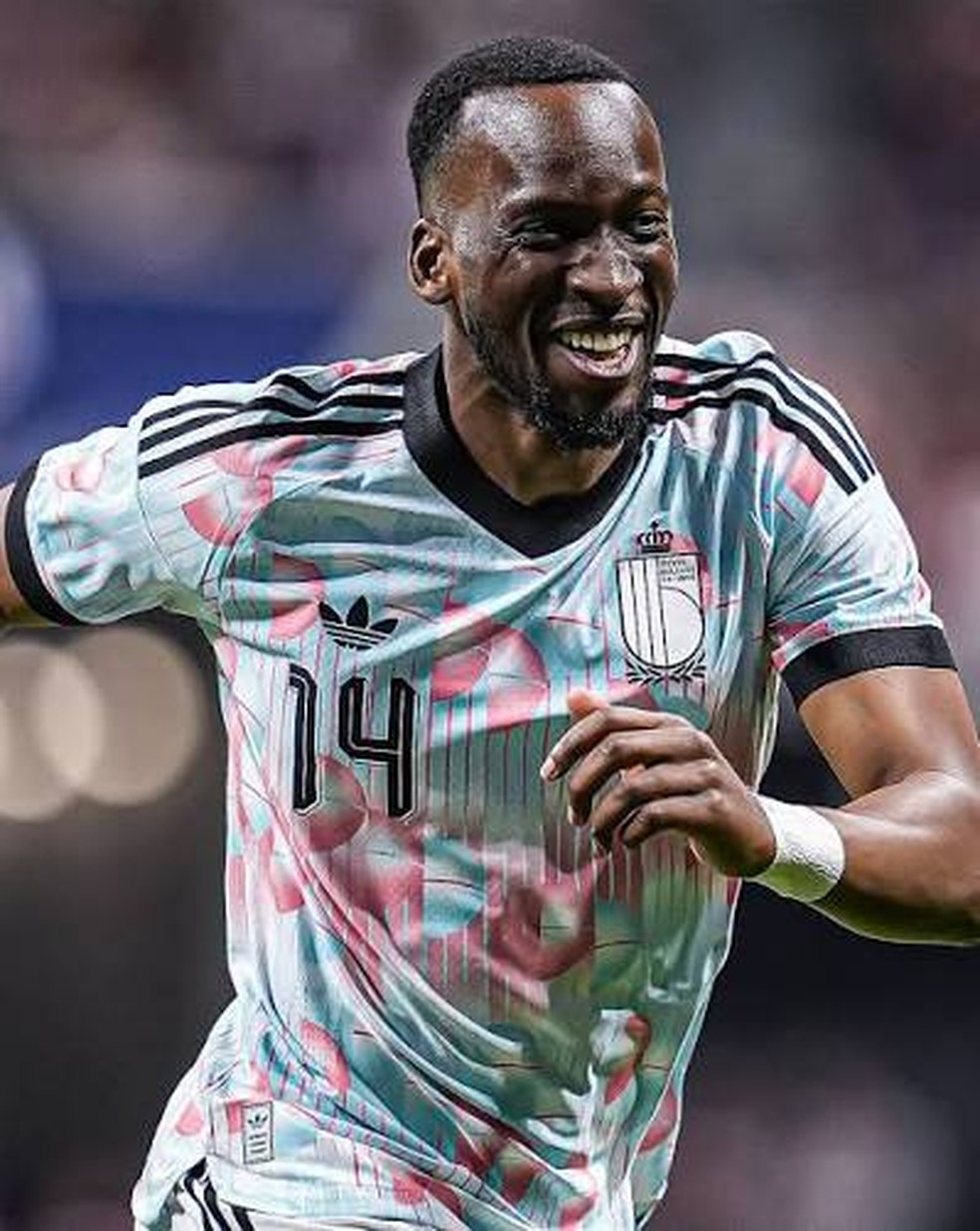 Lukébakio comemora gol em amistoso — Bélgica x Estados Unidos