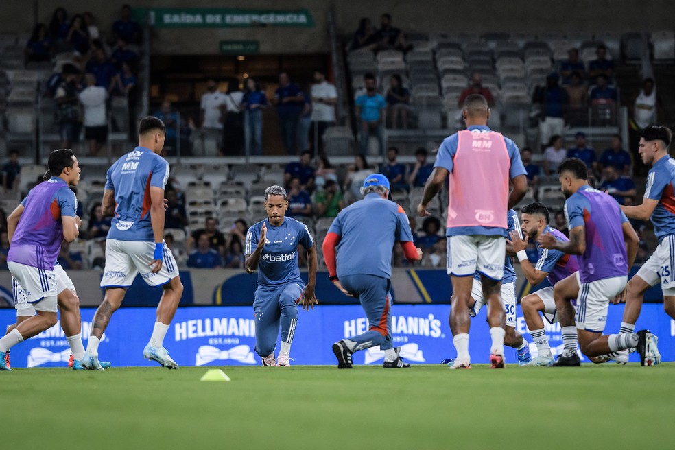 Time do Cruzeiro no Mineirão — Foto: Gustavo Aleixo/Cruzeiro