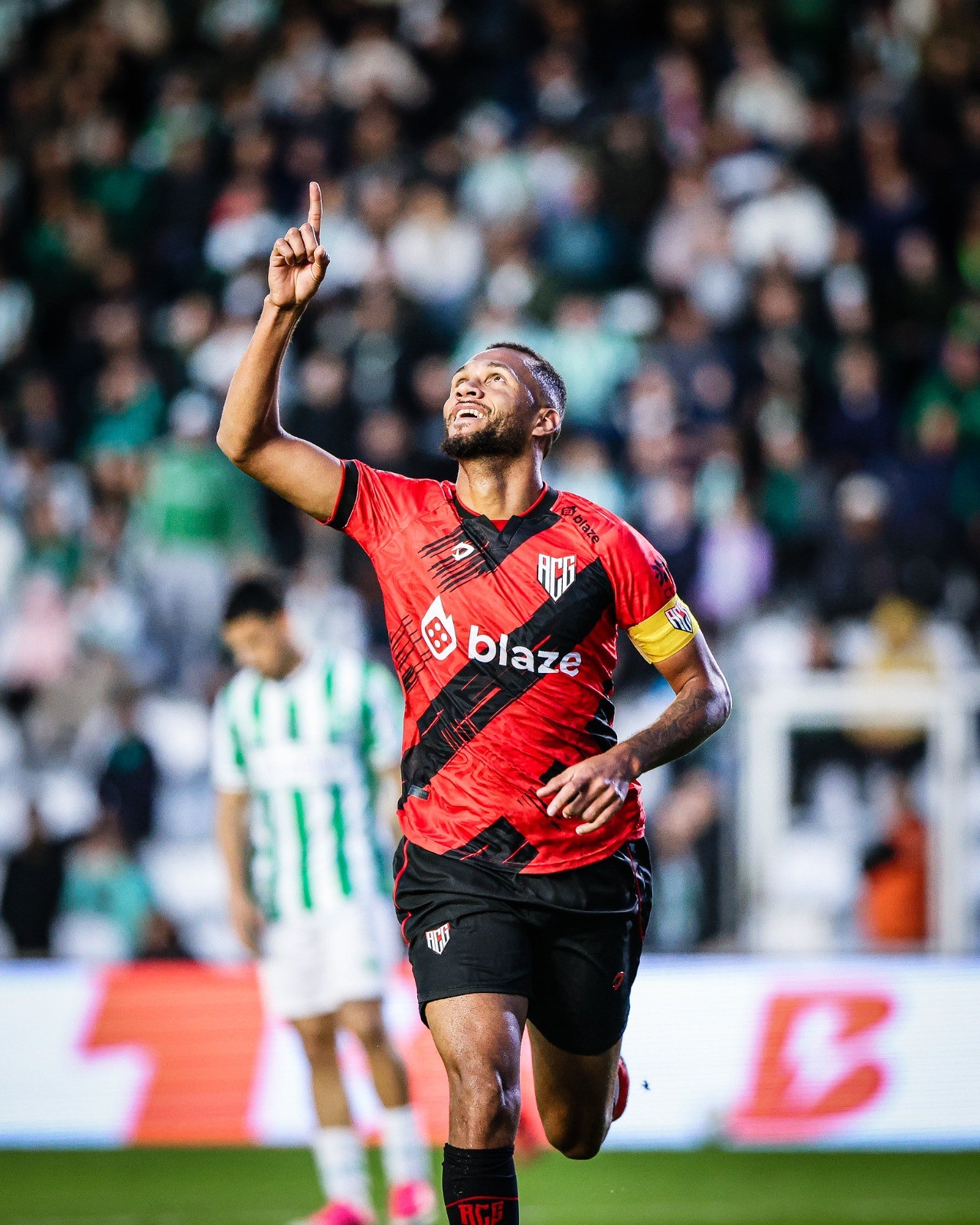 Com retorno de artilheiro e sem Roger Silva, confira a provável escalação do Atlético-GO contra a Ponte Preta