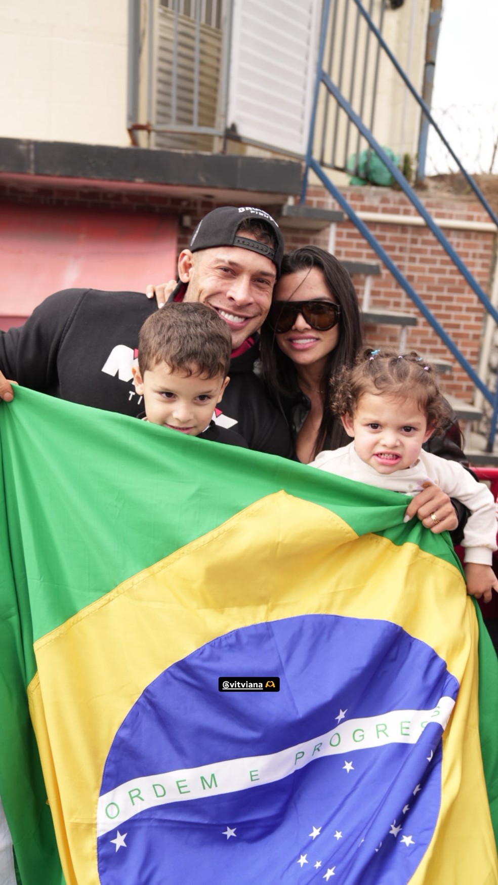 Ramon Dino chega ao Brasil após título do Mr. Olympia — Foto: Reprodução/Instagram