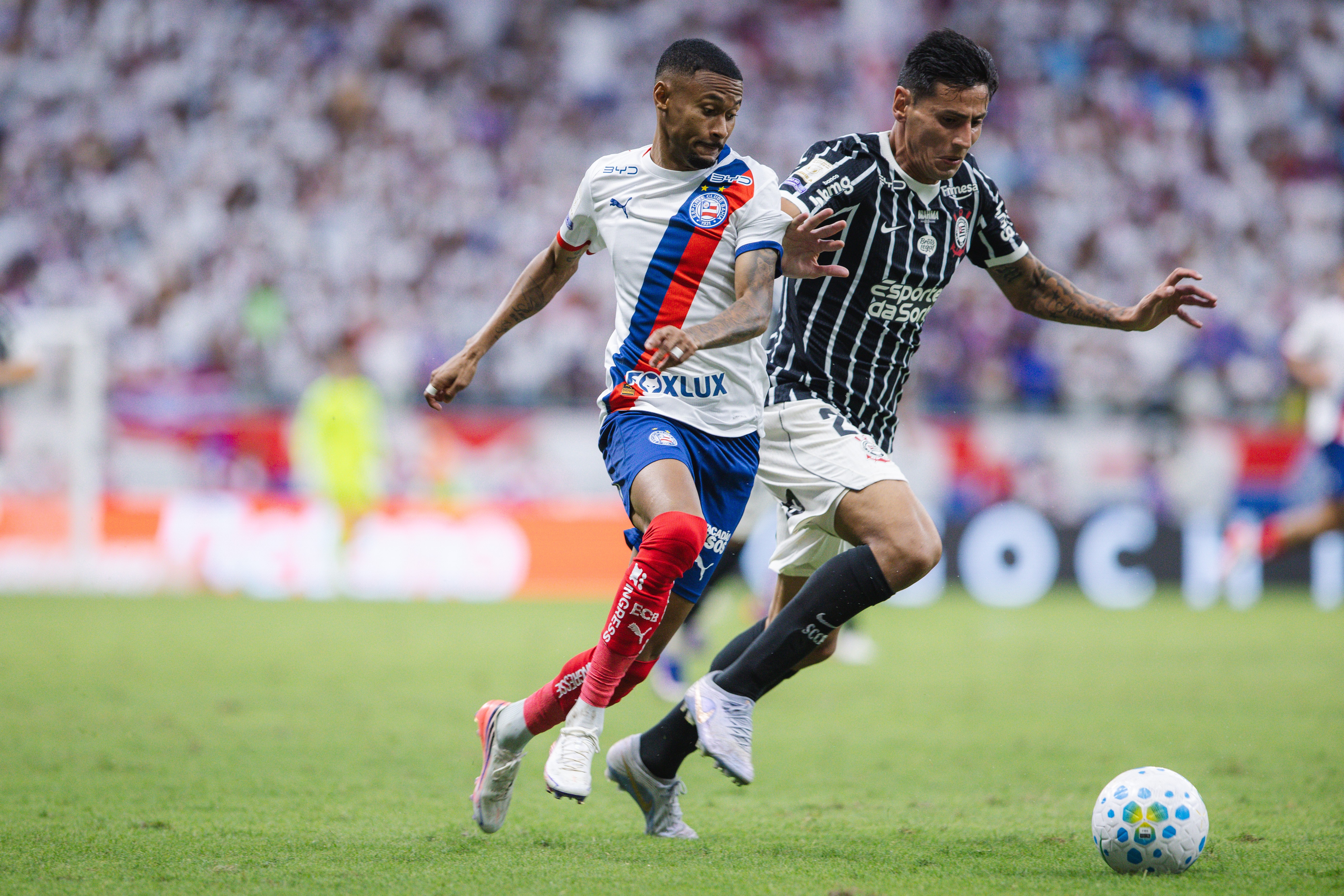 Matheuzinho brilha em vitória do Corinthians sobre o Bahia: Análise das atuações em campo