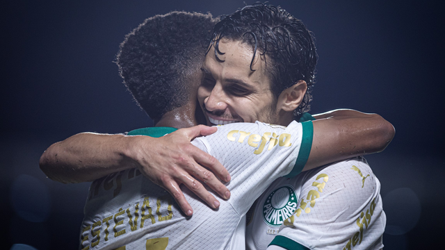 Gol de Raphael Veiga em Atlético-GO x Palmeiras