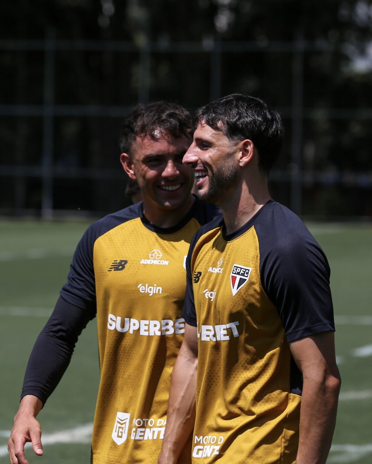 Retorno de Enzo Díaz Fortalece Líder São Paulo Para Desafio Crucial Contra o Bragantino