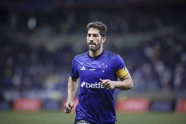 Ex-Real Madrid, Lucas Silva volta ao Cruzeiro, revela bastidores de acordo e opinião de Ronaldo