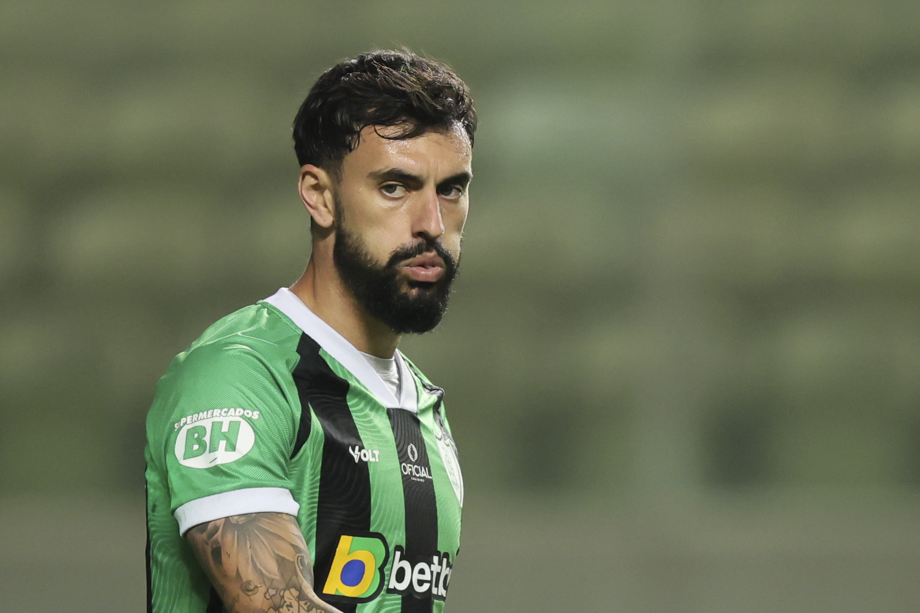 Emprestado pelo Athletico, Mastriani desabafa sobre lesão no LCA | Ge