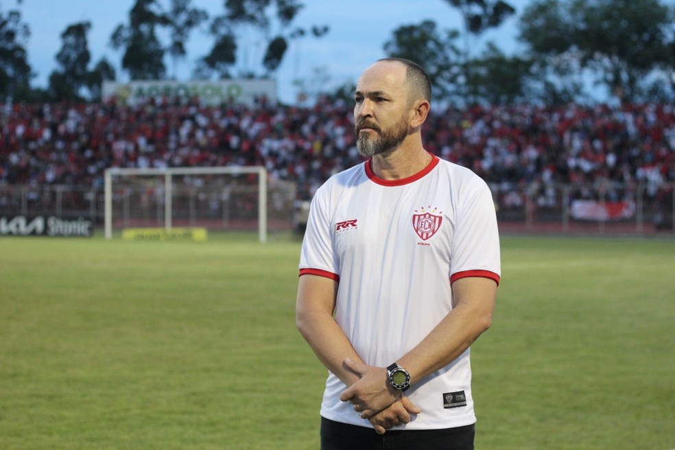 Perto do Verdão, Moisés posta mensagem de despedida na Croácia - Futebol -  UOL Esporte