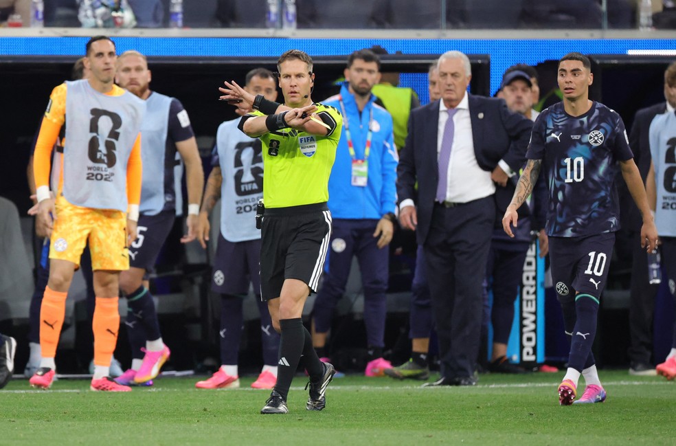 Danny Makkelie apita partida na Copa do Mundo
