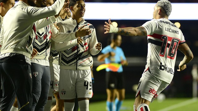 São Paulo x Náutico - Morumbis - Luciano
