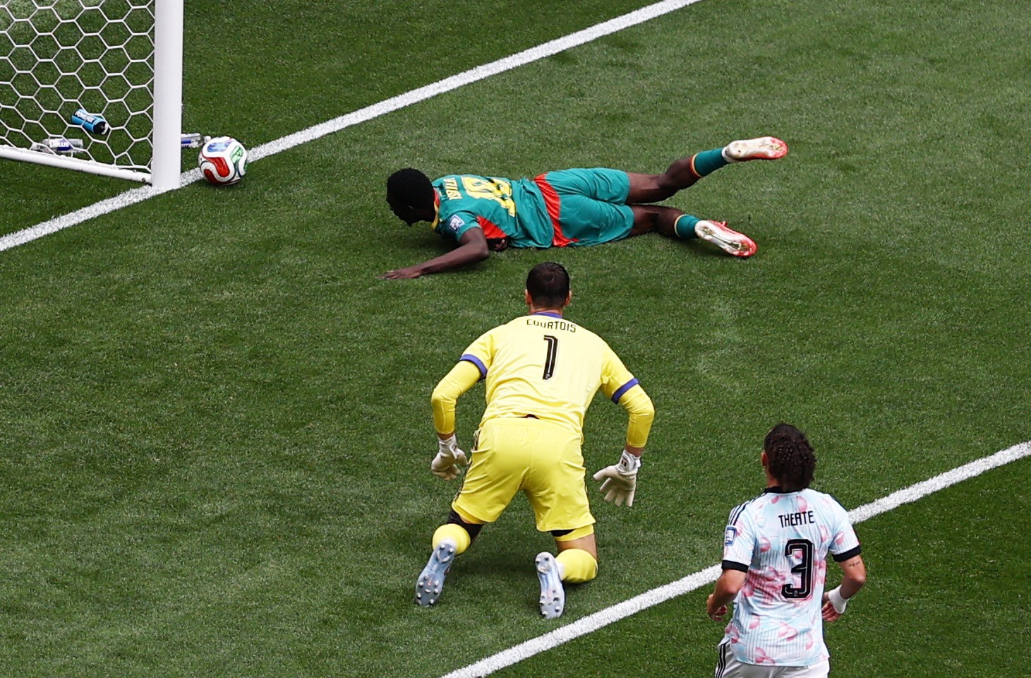 Gol incrível perdido por Senegal contra a Bélgica gera reações nas redes sociais; veja o vídeo