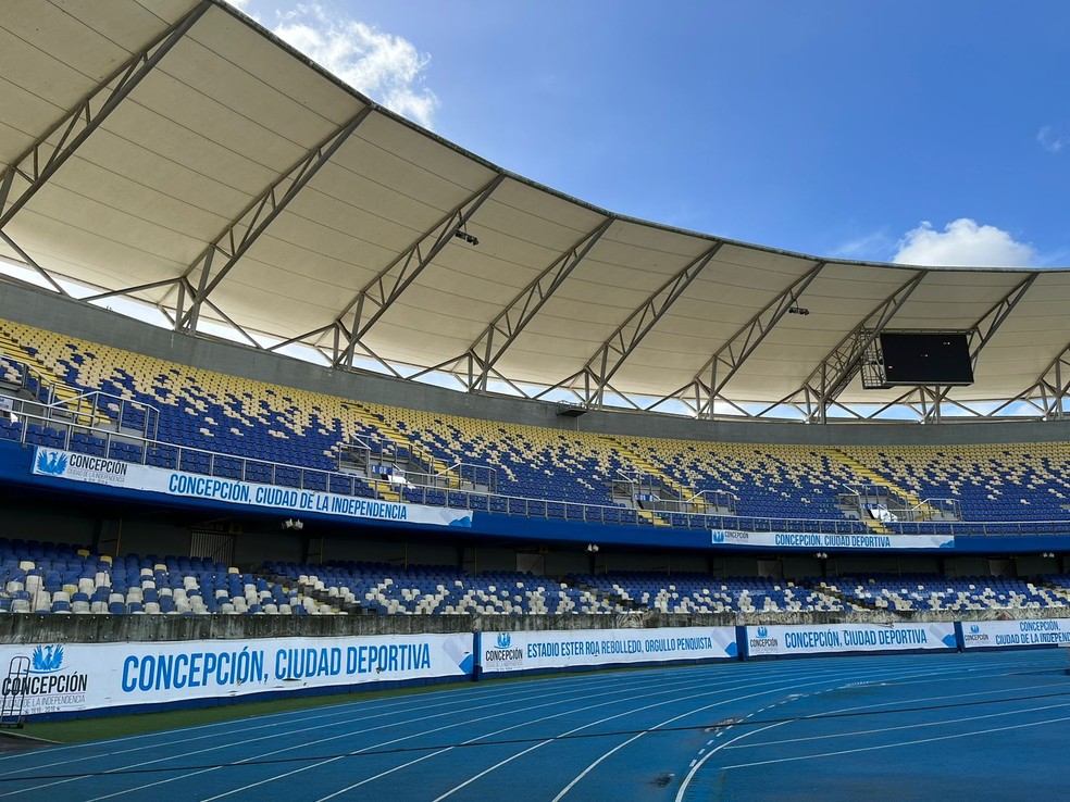 Arquibancada norte do est&aacute;dio de Concepci&oacute;n, onde ficar&atilde;o os rubro-negros &mdash; Foto: Thayuan Leiras