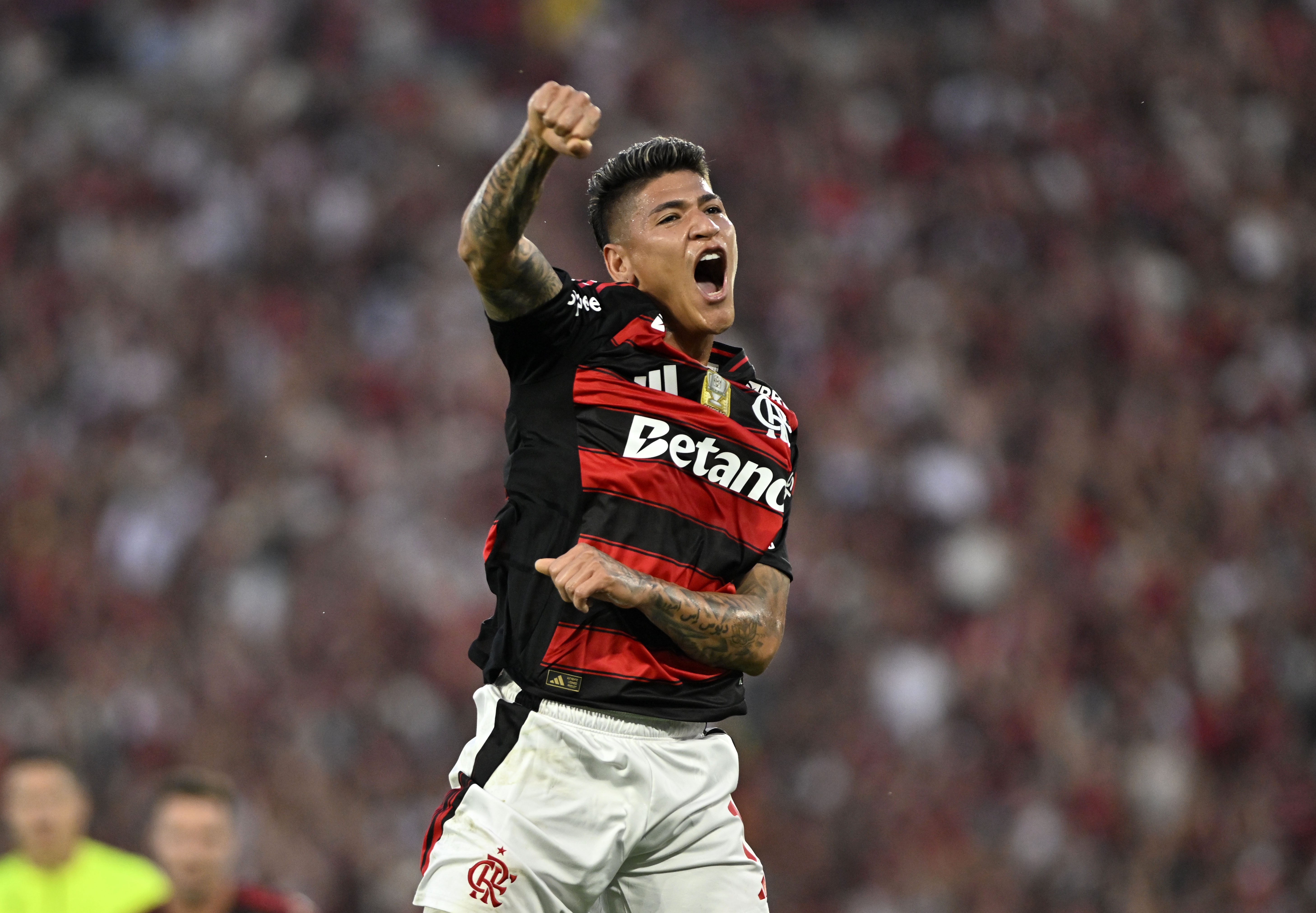 Carrascal viaja e fica à disposição para São Paulo x  Flamengo; veja relacionados