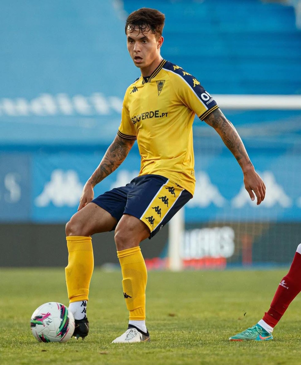 Zanocelo é titular absoluto do Estoril, de Portugal