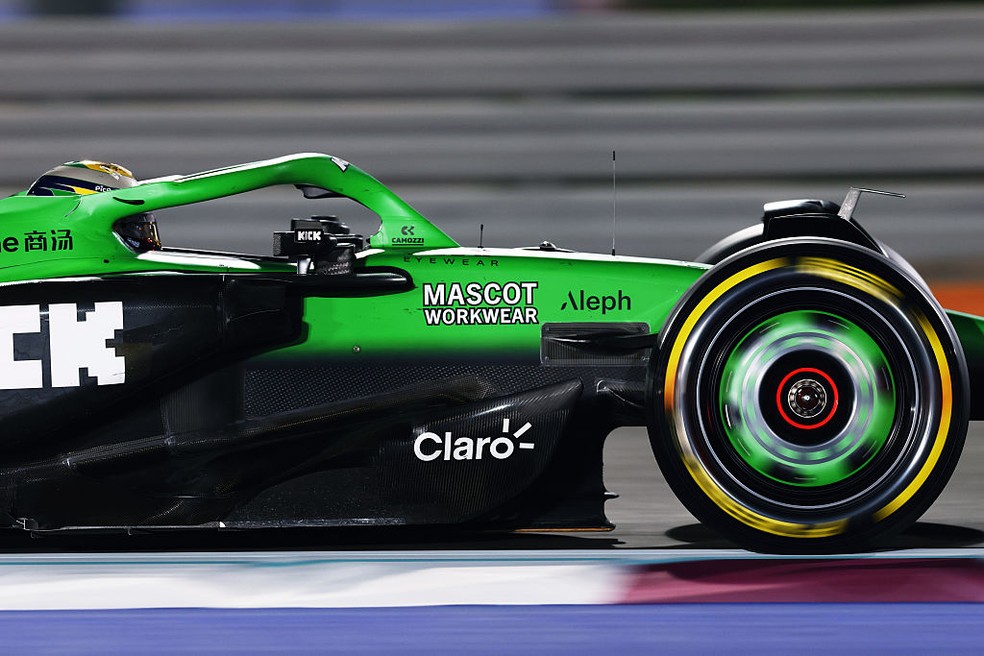 Gabriel Bortoleto chegou em 13º lugar no GP do Catar da F1 em 2025 — Foto: Zak Mauger/LAT Images
