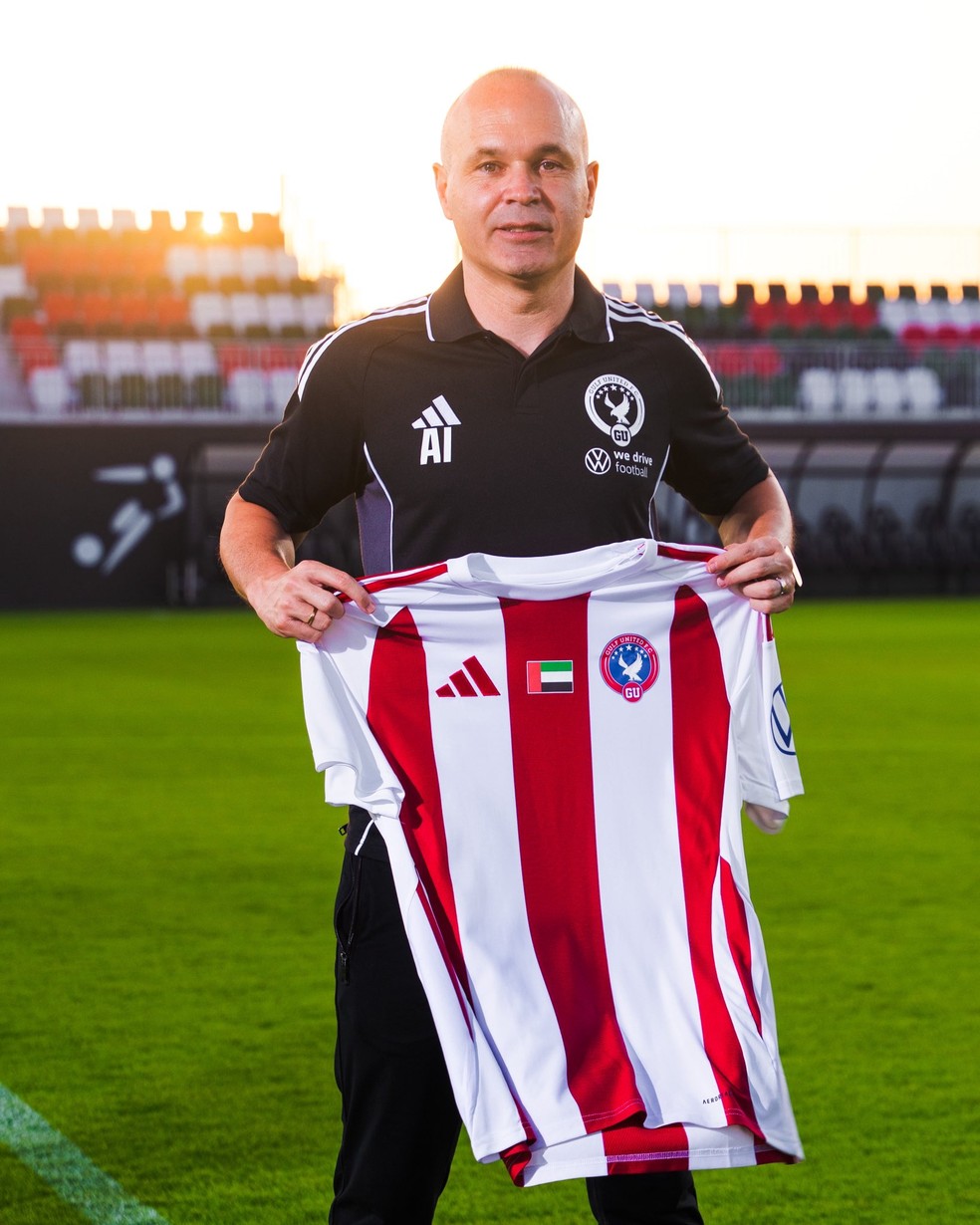 Iniesta na Copa: Iniesta é anunciado como técnico do Gulf United