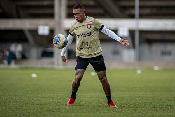 Especialista esclarece desdobramentos do impasse entre Grêmio, Lucas Esteves e Vitória.