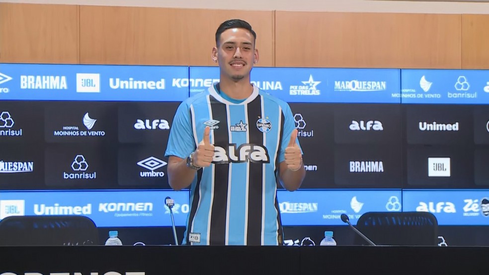 Noriega apresentado pelo Grêmio — Foto: Reprodução/Douglas Henrique/RBS TV