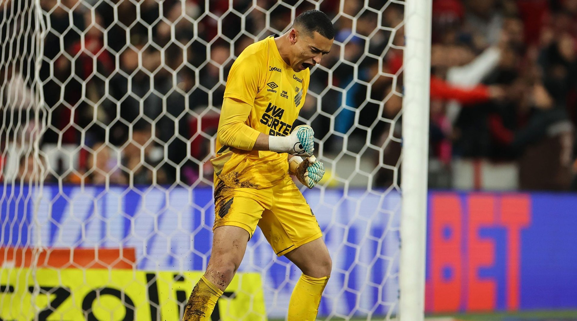 Santos vê Athletico copeiro e rechaça rótulo de azarão