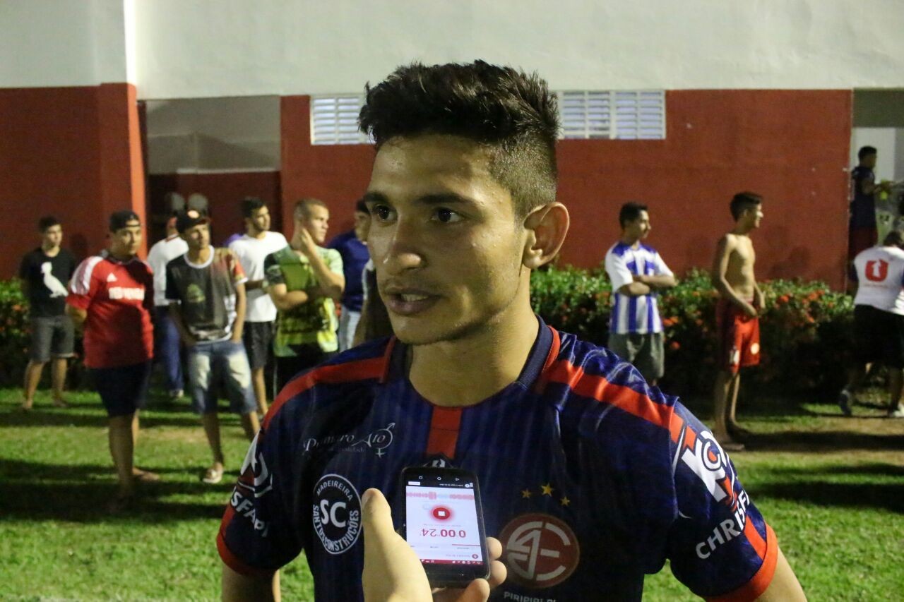 Oeirense fecha parceria com o 4 de Julho, anuncia três reforços e ...