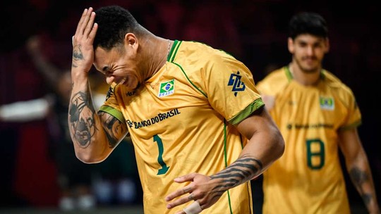 Brasil faz contas para não ficar fora da fase final da Liga pela primeira vez em 35 anos; veja cenários