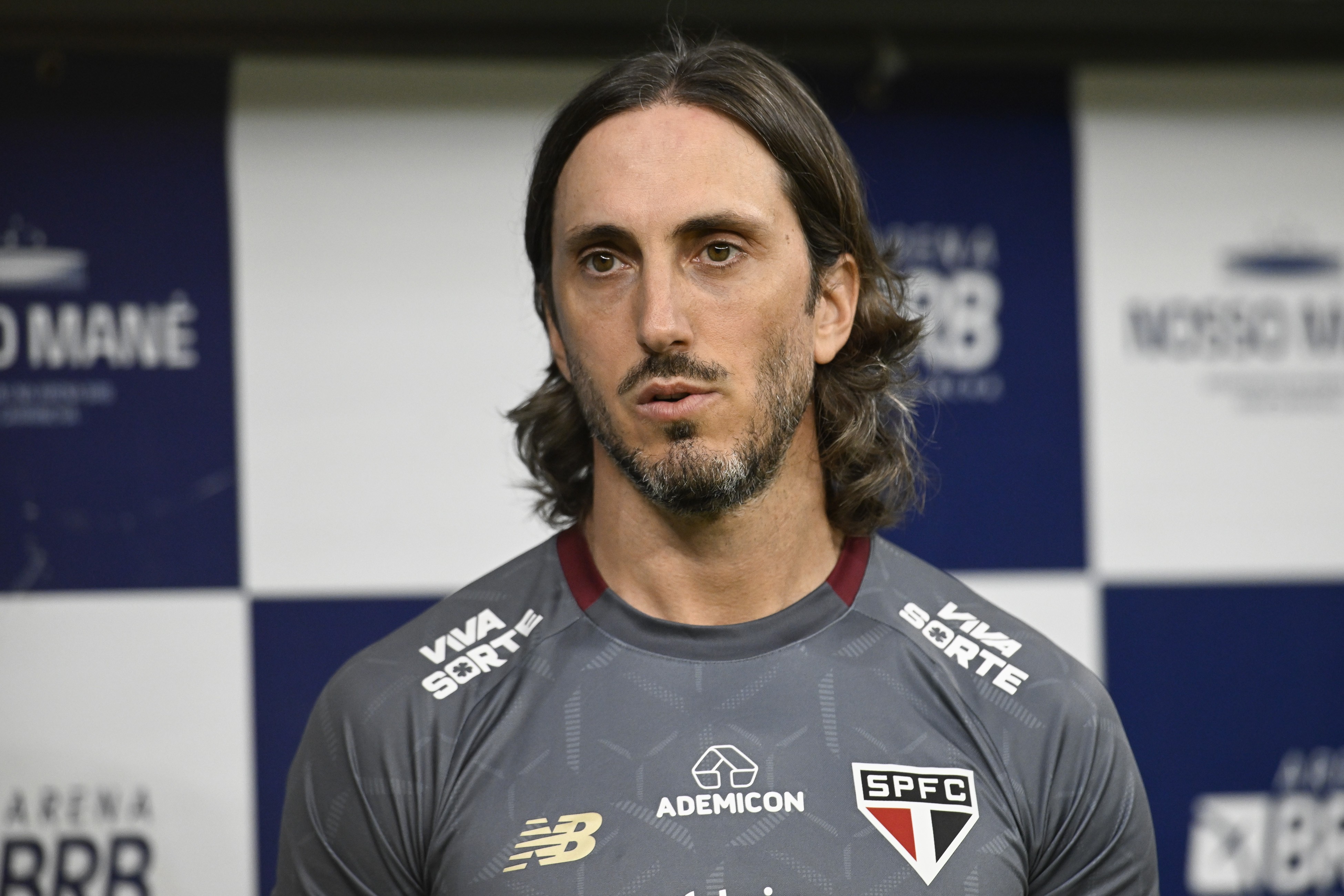 São Paulo enfrenta desgaste de titulares e pressiona time e Zubeldía antes do clássico