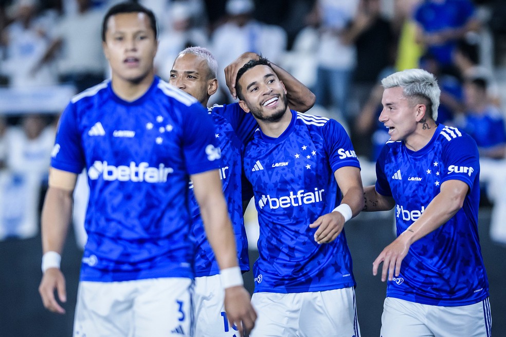 William comemora gol pelo Cruzeiro — Foto: Gustavo Aleixo/Cruzeiro