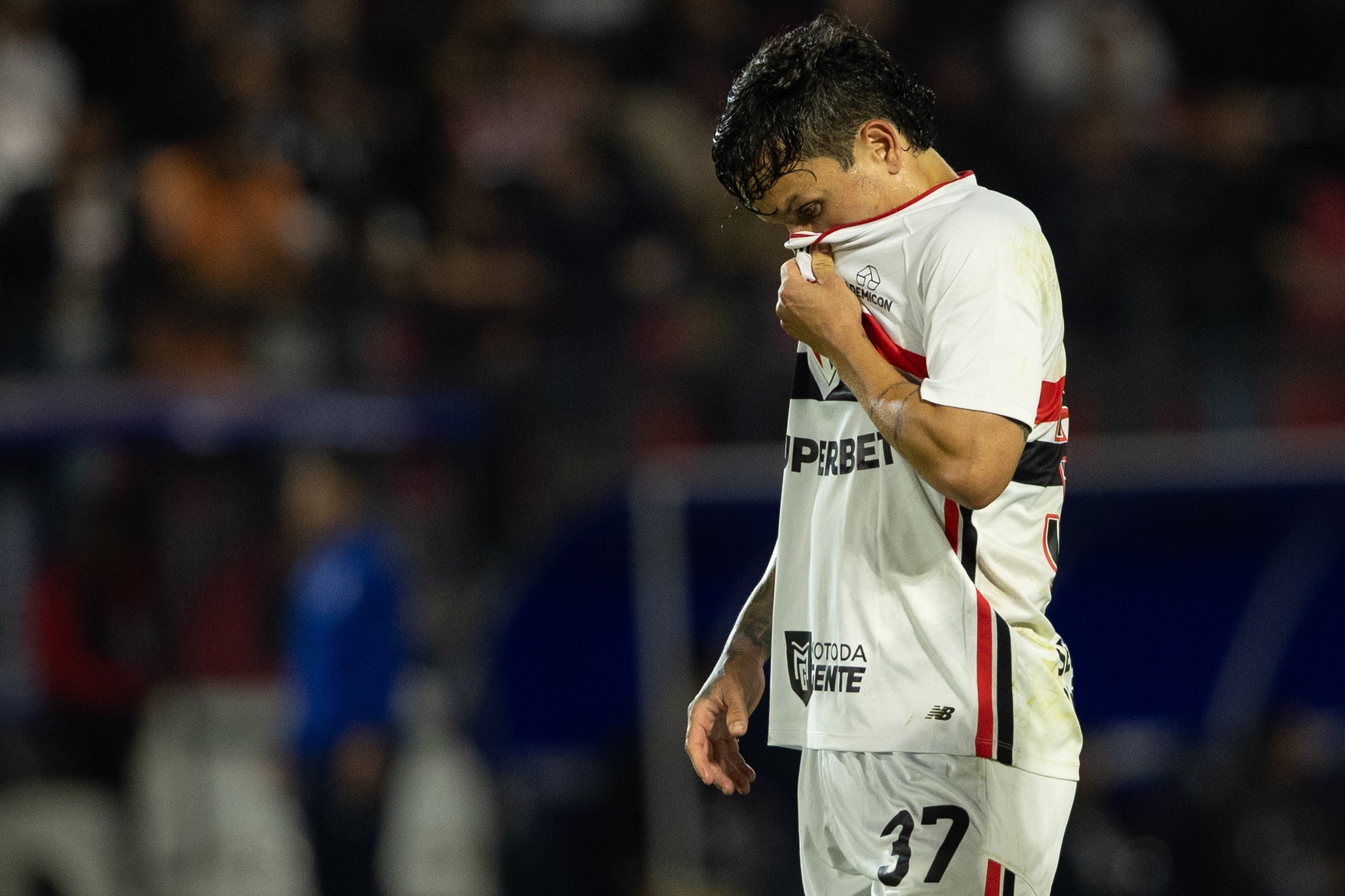 Cover image for São Paulo x Athletico-PR: Análise da derrota e o apagão tricolor