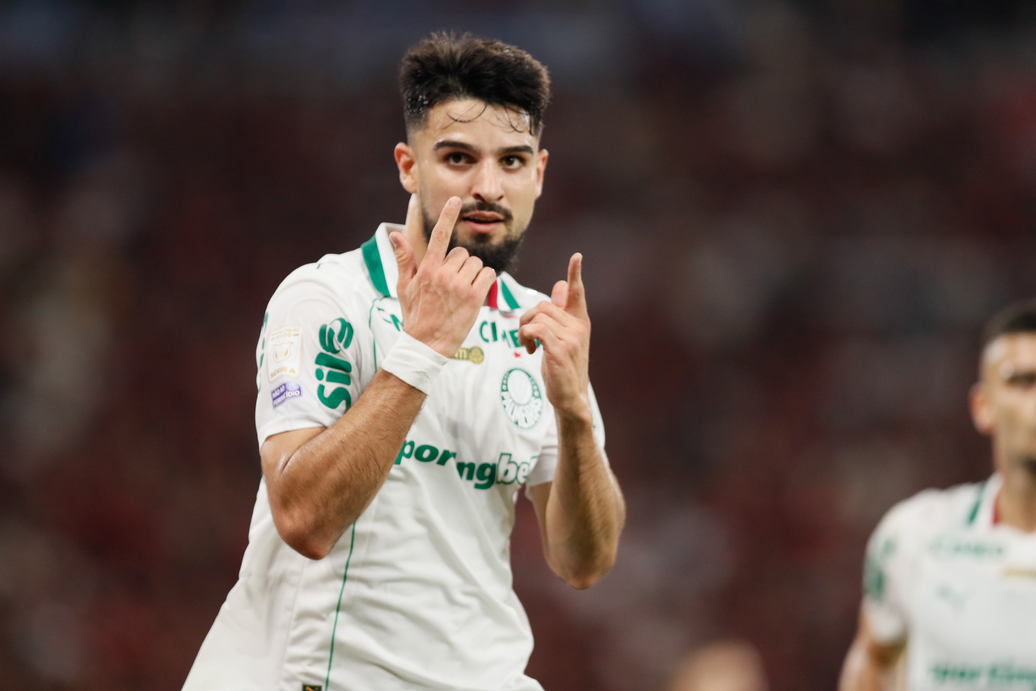 Flaco López faz último jogo pelo Palmeiras antes da Copa em meio a indefinição sobre futuro