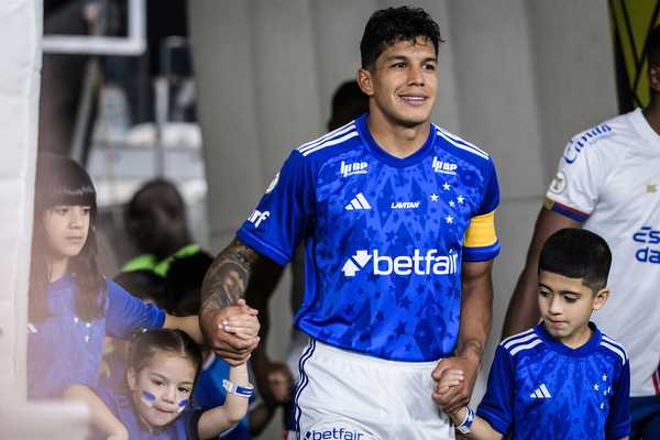Recordista de Gols no Cruzeiro, Romero Celebra Momento como um dos Mais Felizes.