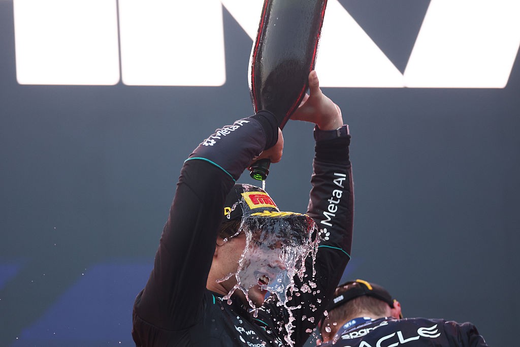 Campeão sem champagne? Antonelli terá garrafa especial sem álcool em eventual pódio nos EUA