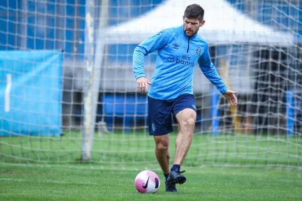 Kannemann do Grêmio passará por cirurgia e desfalcará equipe no restante da temporada.