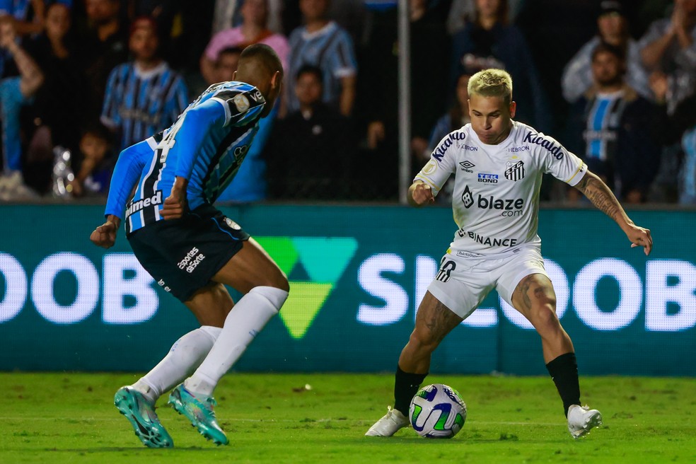 Tiquinho e Fábio fazem duelo de melhor jogador x melhor goleiro do Cartola  2023, cartola