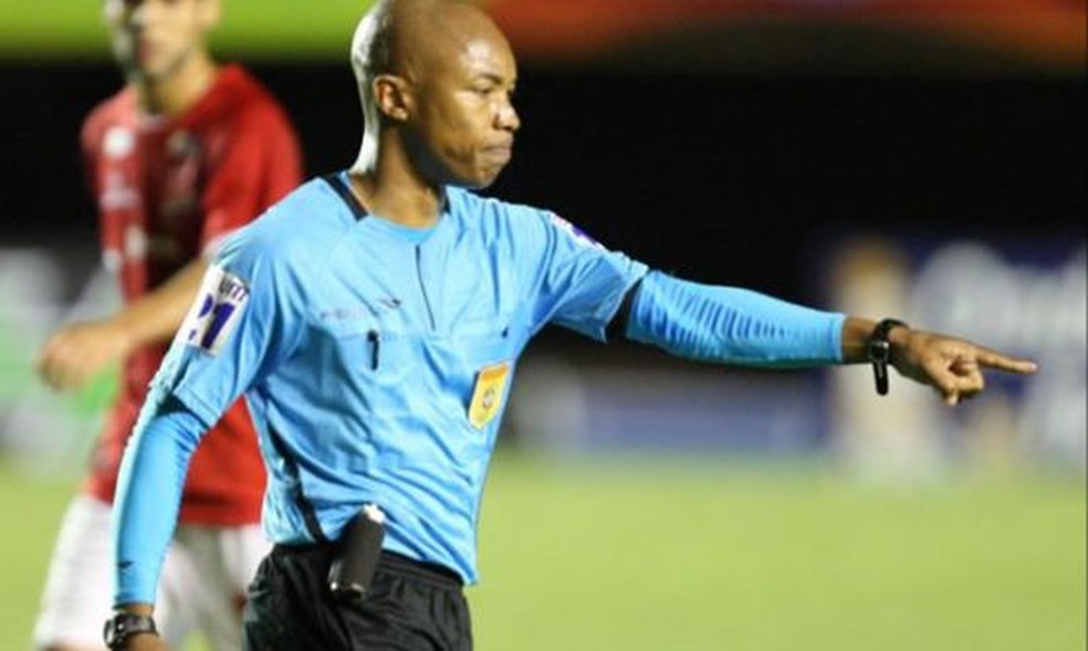 Marcos Mateus Pereira apita Paysandu x Rio Branco-AC — Foto: Divulgação