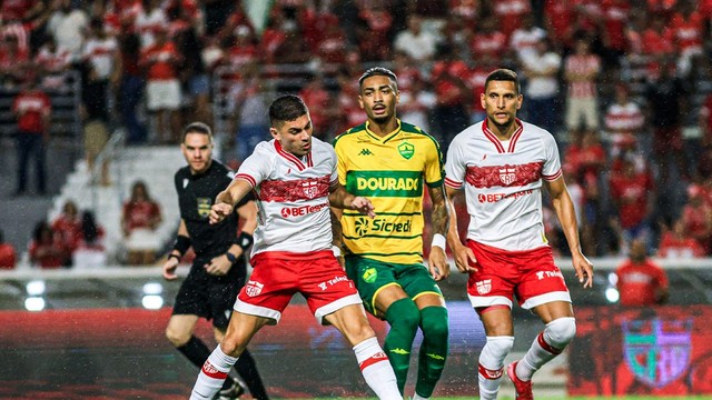 CRB x Cuiabá, no Rei Pelé